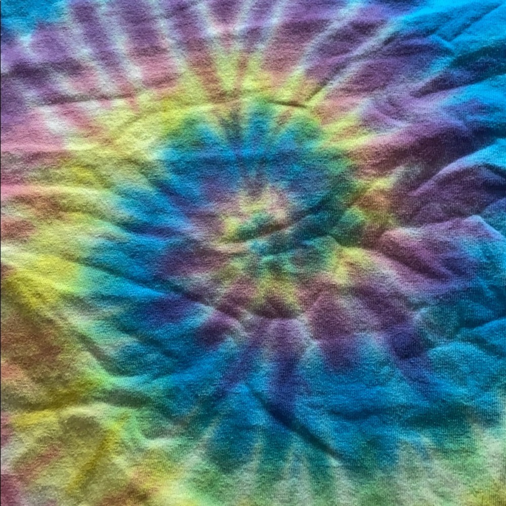 tie dye T-shirt slightly cropped